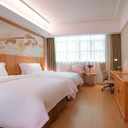 Vienna 3 Best Hotel Shenzhen Airong Road מראה חיצוני תמונה