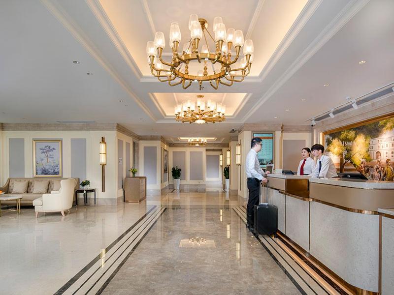 Vienna 3 Best Hotel Shenzhen Airong Road מראה חיצוני תמונה